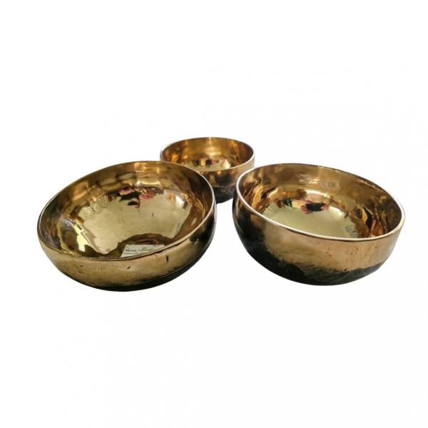 Zentrierung, Kraft und Herz &amp#8211 3 Klangschalen Set mit klarem, stabilem Klang in schwarz-gold, Ø 10,4 - 11,4 cm, 1,06 kg