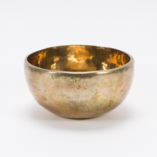 Wasserstoffgamma Planetenschale 800-900 gr., mit Klöppel